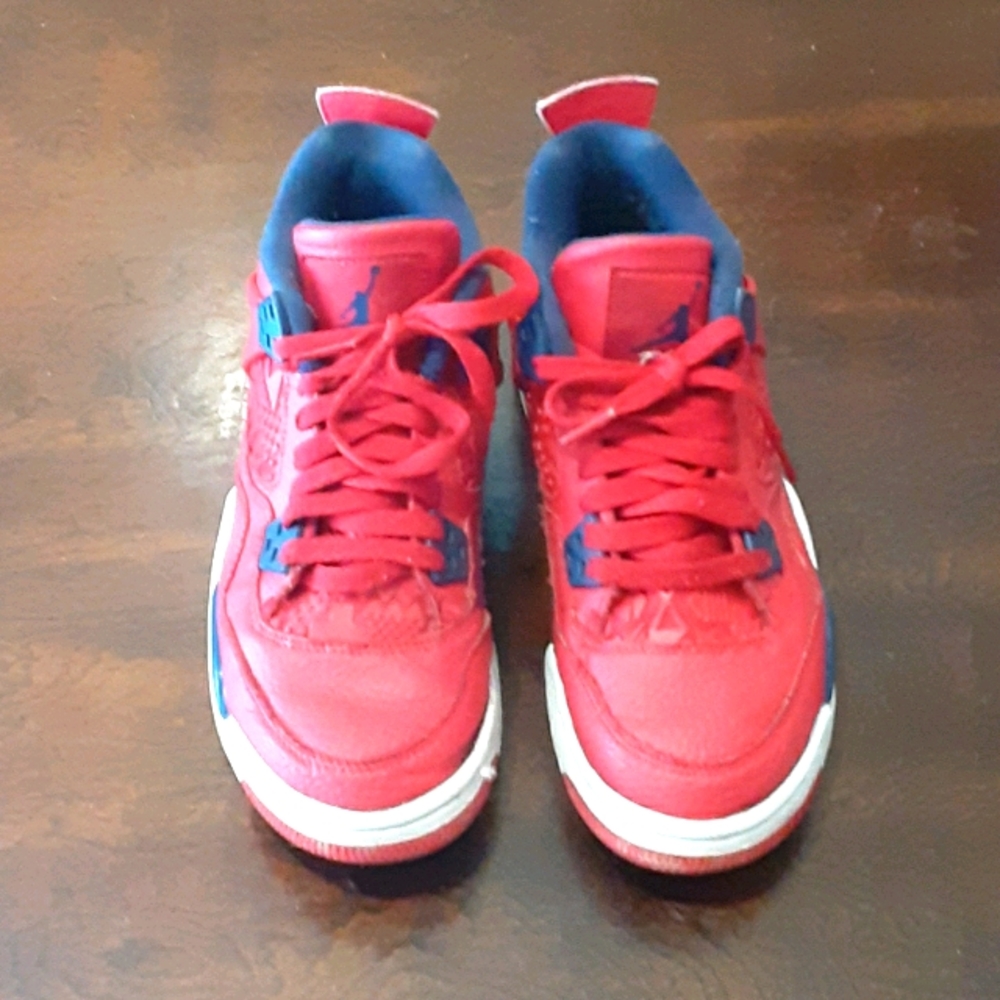 Boys Jordan Retro